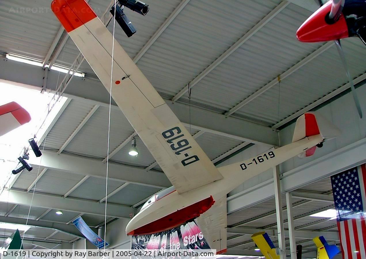 D-1619, 1956 Scheibe Bergfalke II/55 C/N 374, Scheibe Bergfalke II/55 [374] Sinsheim~D 22/04/2005