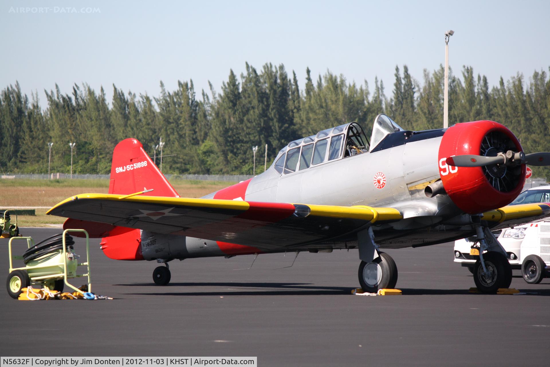 N5632F, North American SNJ-5C Texan Texan C/N 88-14934, North American T-6 Texan (N5632F) sits on the ramp at Wings over Homestead