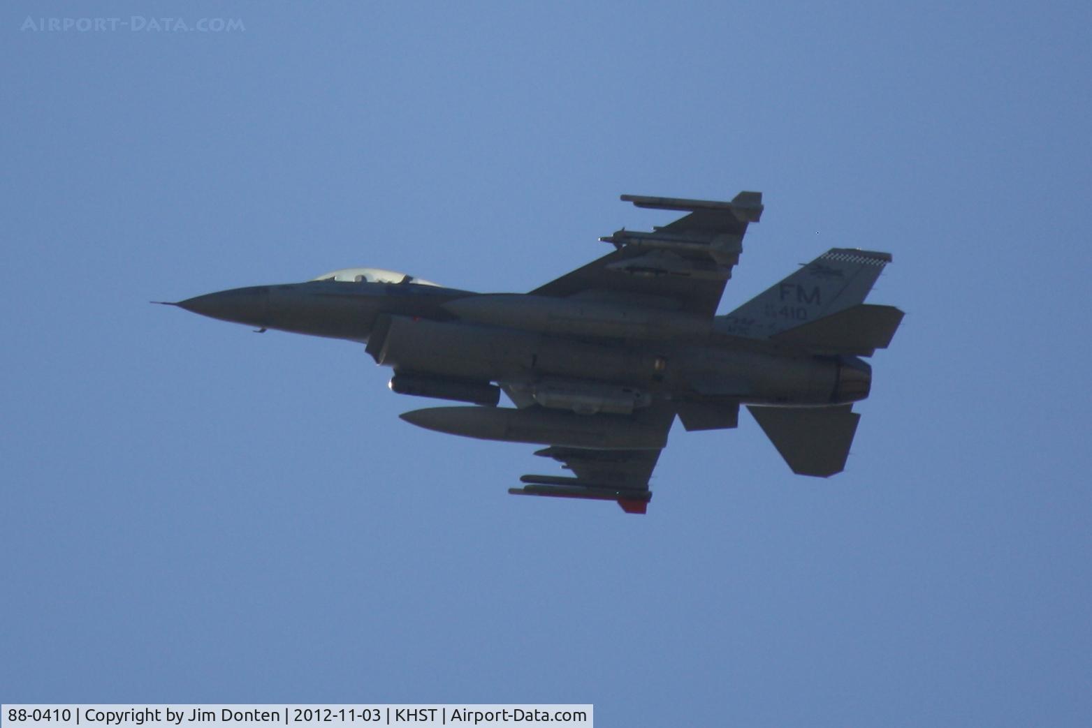 88-0410, 1988 General Dynamics F-16C Fighting Falcon C/N 5C-624, The Fighting Makos of the 482d Fighter Wing from Homestead Air Reserve Base fly over during the opening ceremony of Wings over Homestead