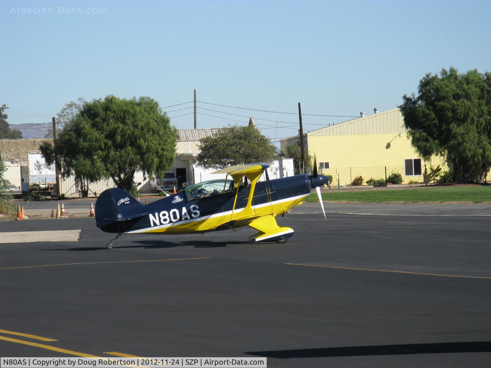 N80AS, 1992 Pitts S-2B Special C/N 5244, 1992 Pitts Aerobatics S-2B, Lycoming AEIO-540-D4A5 260 Hp, three-blade CS prop, full inverted systems, CP Aviation's advanced aerobatics tandem-seat trainer, holding short 22