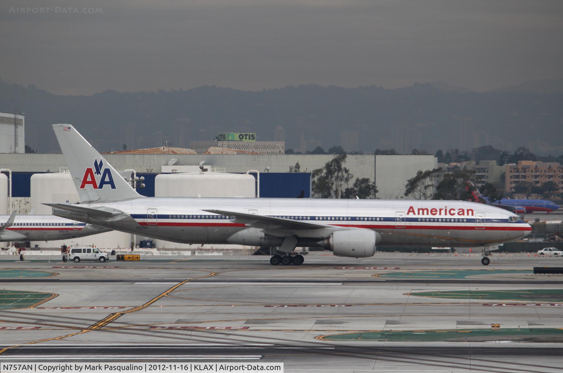 N757AN, 2001 Boeing 777-223 C/N 32636, Boeing 777-200