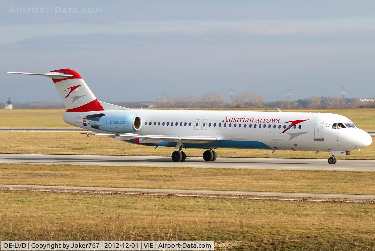 OE-LVD, 1994 Fokker 100 (F-28-0100) C/N 11515, Austrian arrows
