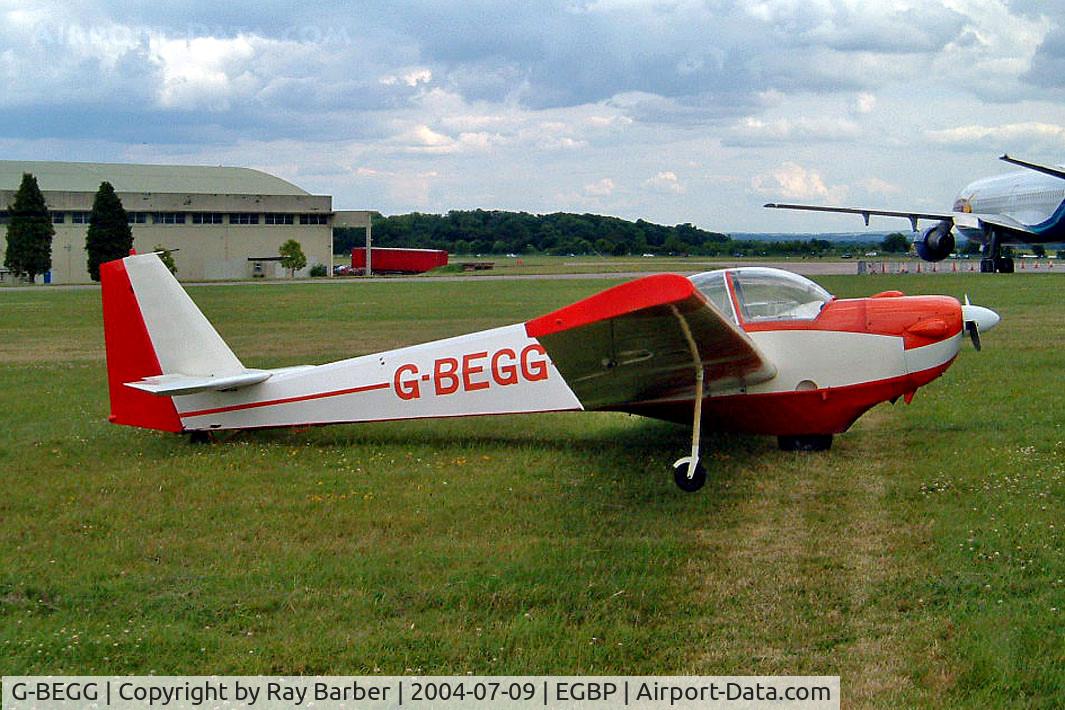 G-BEGG, 1976 Scheibe SF-25E Super Falke C/N 4326, Scheibe SF-25E Super Falke [4326] Kemble~G 09/07/2004