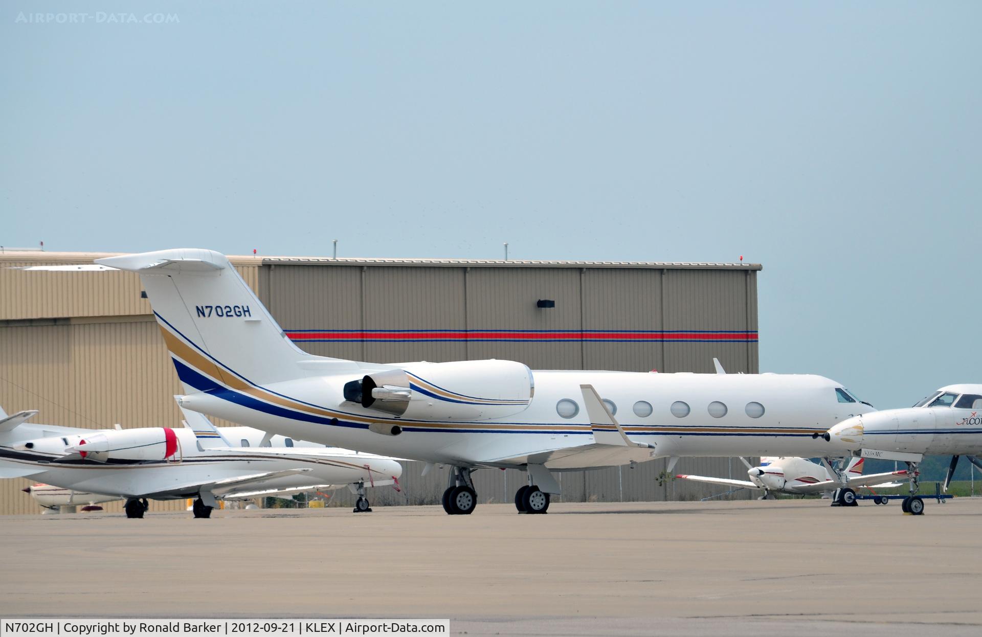 N702GH, 2002 Gulfstream Aerospace G-IV C/N 1497, Lexington