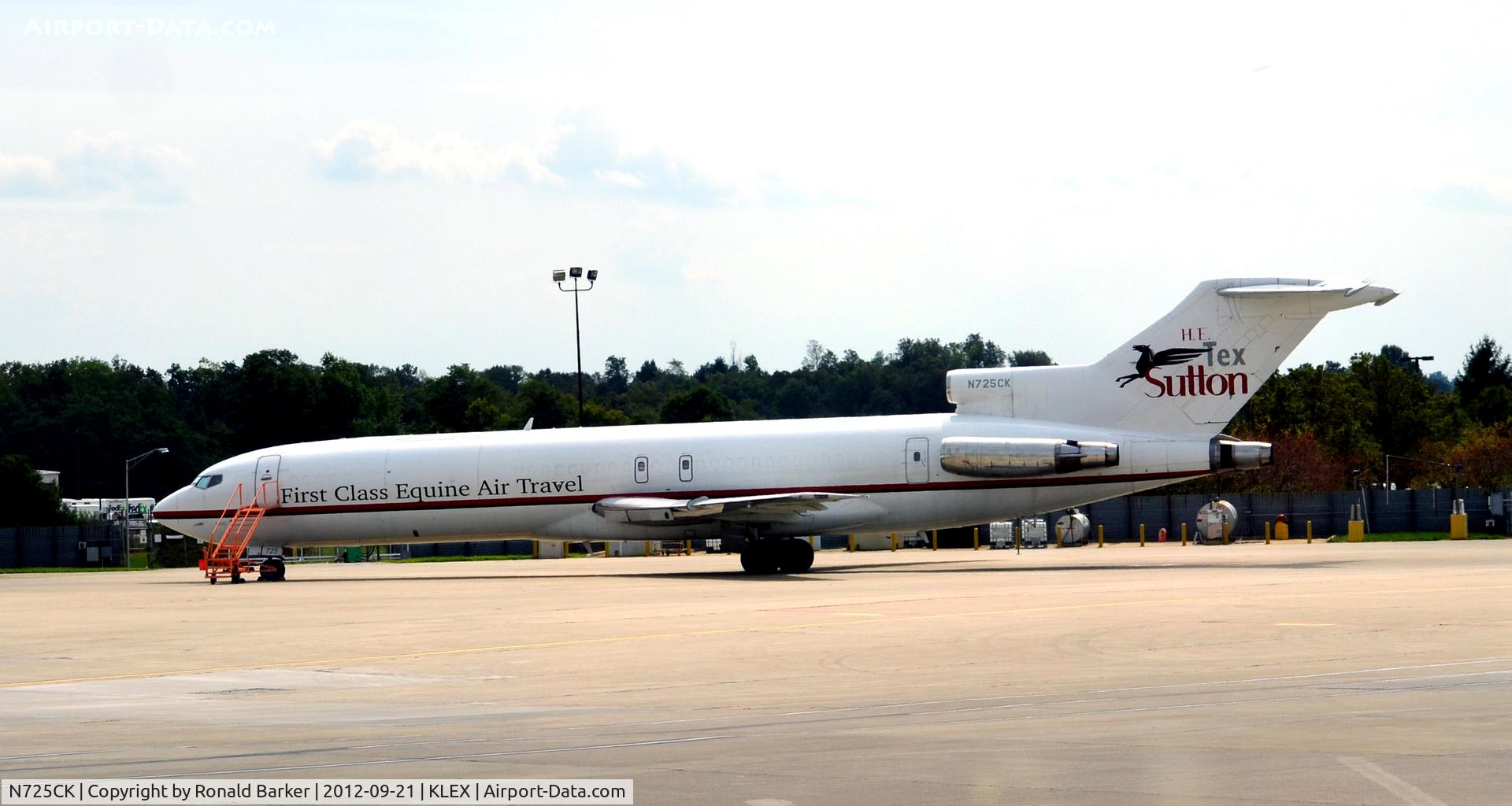 N725CK, 1980 Boeing 727-224 C/N 22252, Lexington  First Class horse carrier