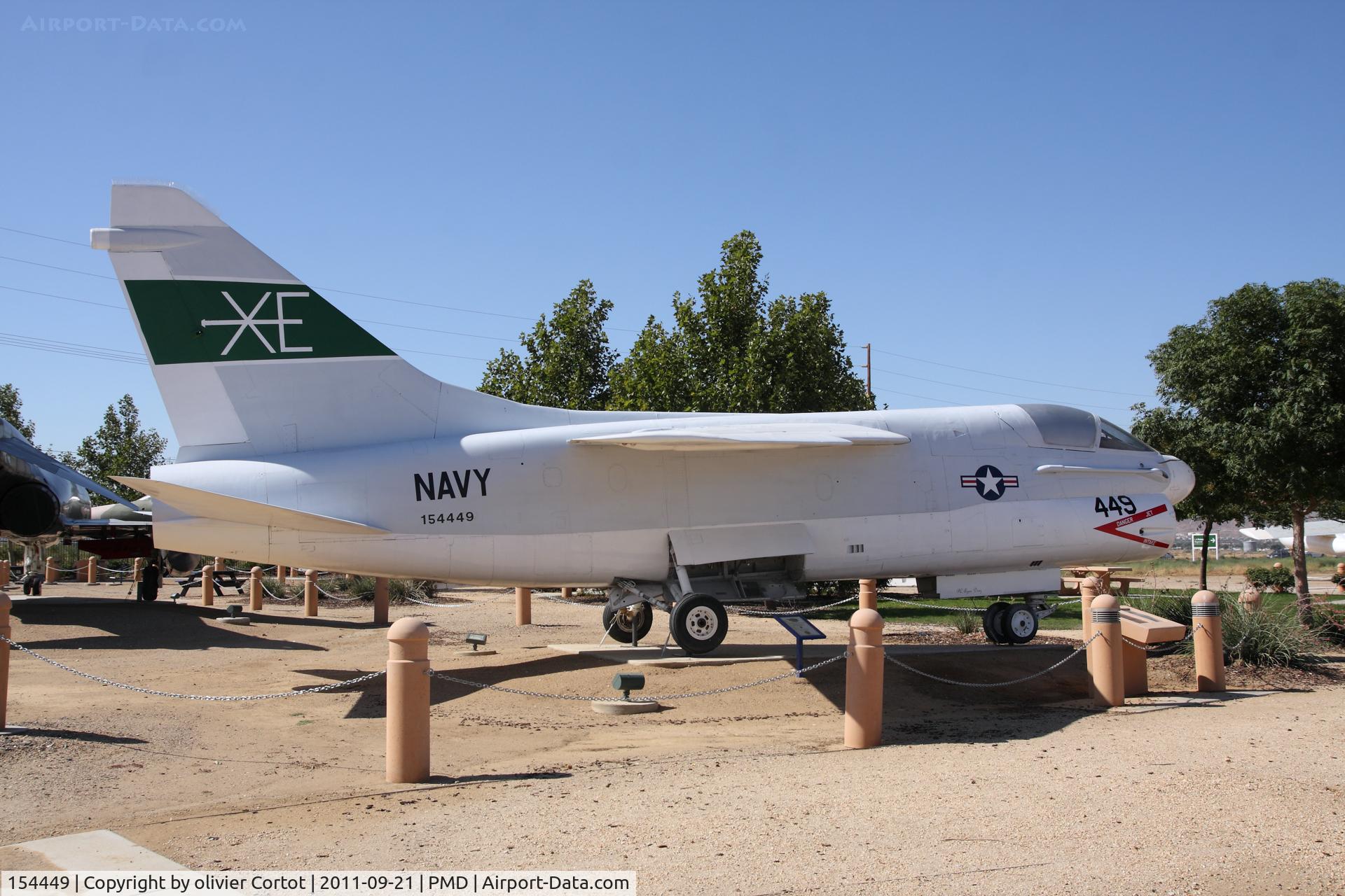154449, LTV A-7B Corsair II C/N B-089, a nice and free museum to visit !