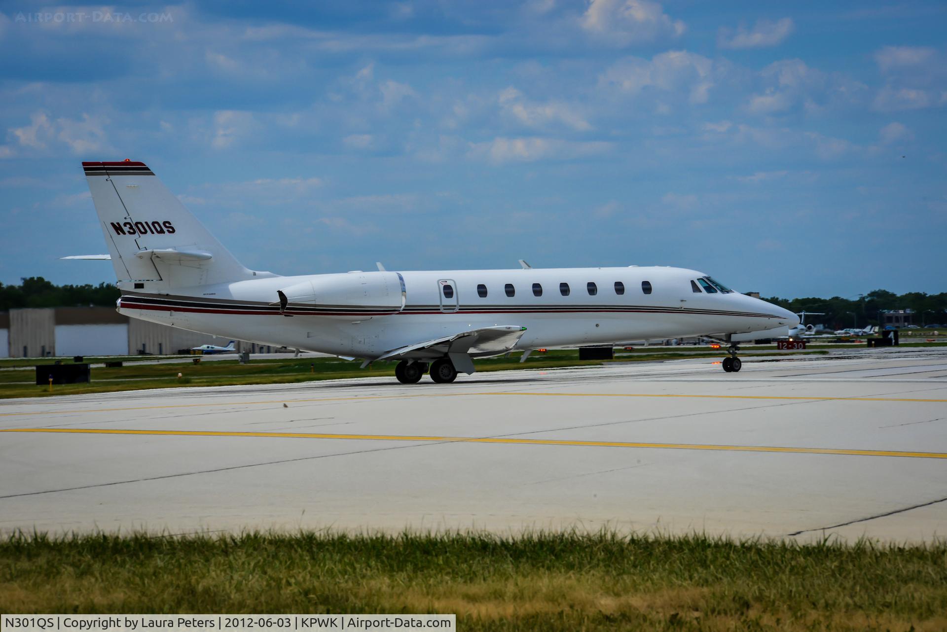 N301QS, 2004 Cessna 680 Citation Sovereign C/N 680-0010, Departing Chicago Executive Airport