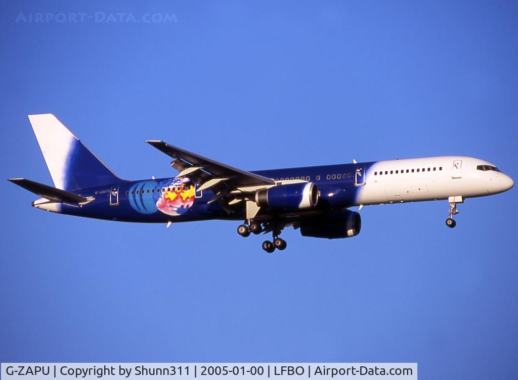 G-ZAPU, 1992 Boeing 757-2Y0/F C/N 26151, Landing rwy 14R in old planet c/s