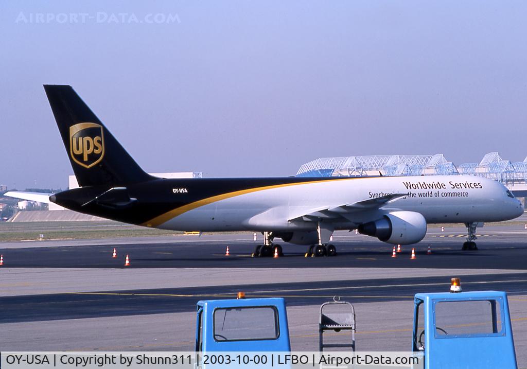 OY-USA, 1993 Boeing 757-24APF C/N 25462, Parked at the old Terminal in new c/s