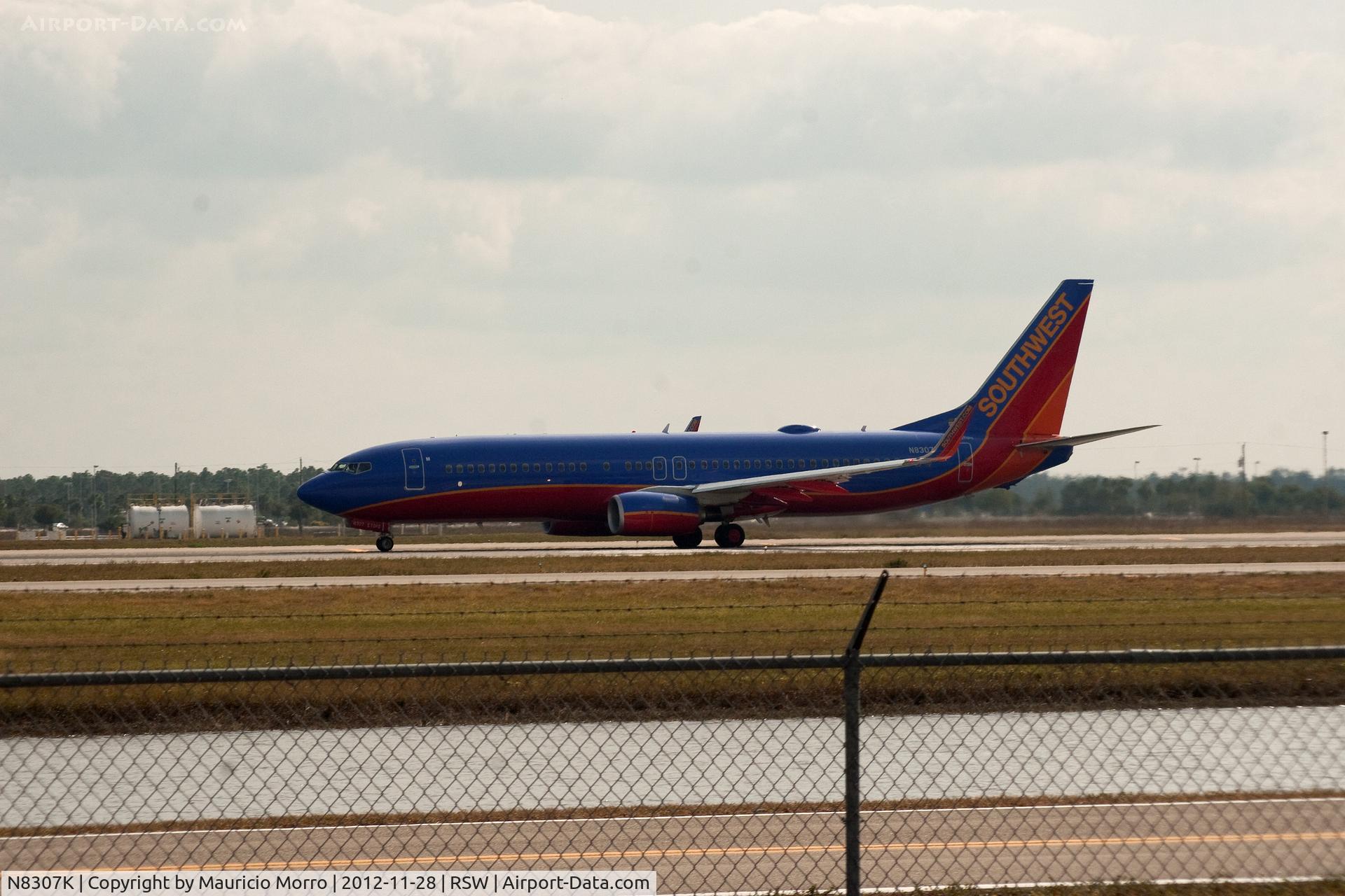 N8307K, 2012 Boeing 737-8H4 C/N 36987, Taking Off RWY 6