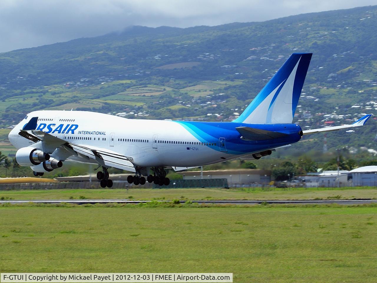 F-GTUI, 1992 Boeing 747-422 C/N 26875, First flight at Roland Garros Airport with her new brand