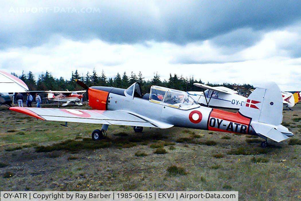 OY-ATR, 1953 De Havilland DHC-1 Chipmunk 22 C/N C1/0802, DHC-1 Chipmunk 22 [C1/0802] Stauning~OY 15/06/1985