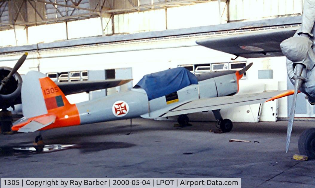 1305, 1951 OGMA DHC-1 Chipmunk T.20 C/N C1/0298, DHC-1 Chipmunk T.20 [C1/0298] Ota~CS 04/05/2000