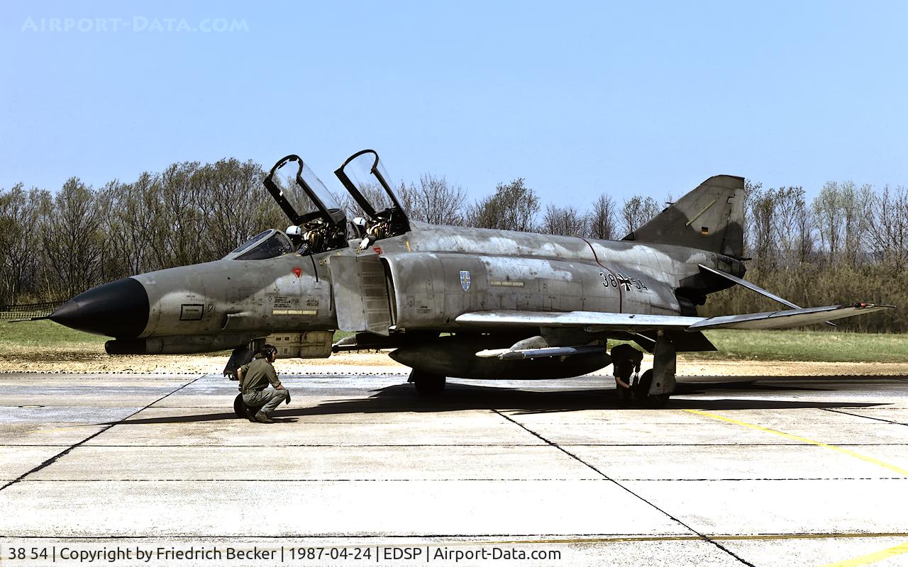 38 54, 1972 McDonnell Douglas F-4F Phantom II C/N 4761, last chance inspection at Fliegerhorst Pferdsfeld
