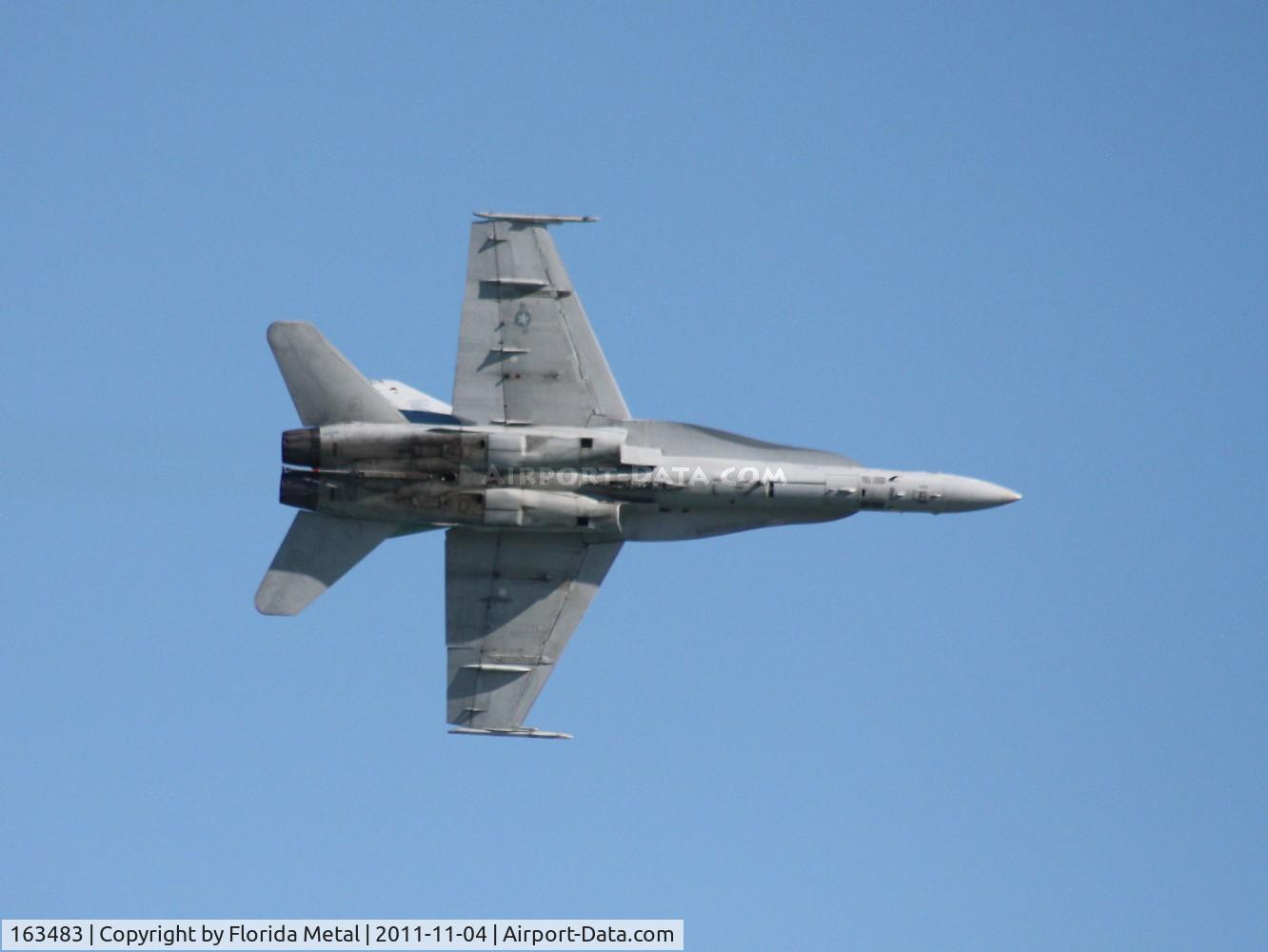 163483, 1988 McDonnell Douglas F/A-18C Hornet C/N 0714/C042, F-18C demo at Cocoa Beach