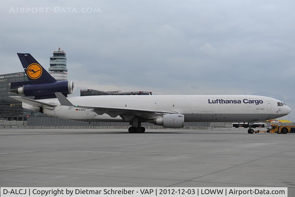 D-ALCJ, 2000 McDonnell Douglas MD-11F C/N 48802, Lufthansa MD11