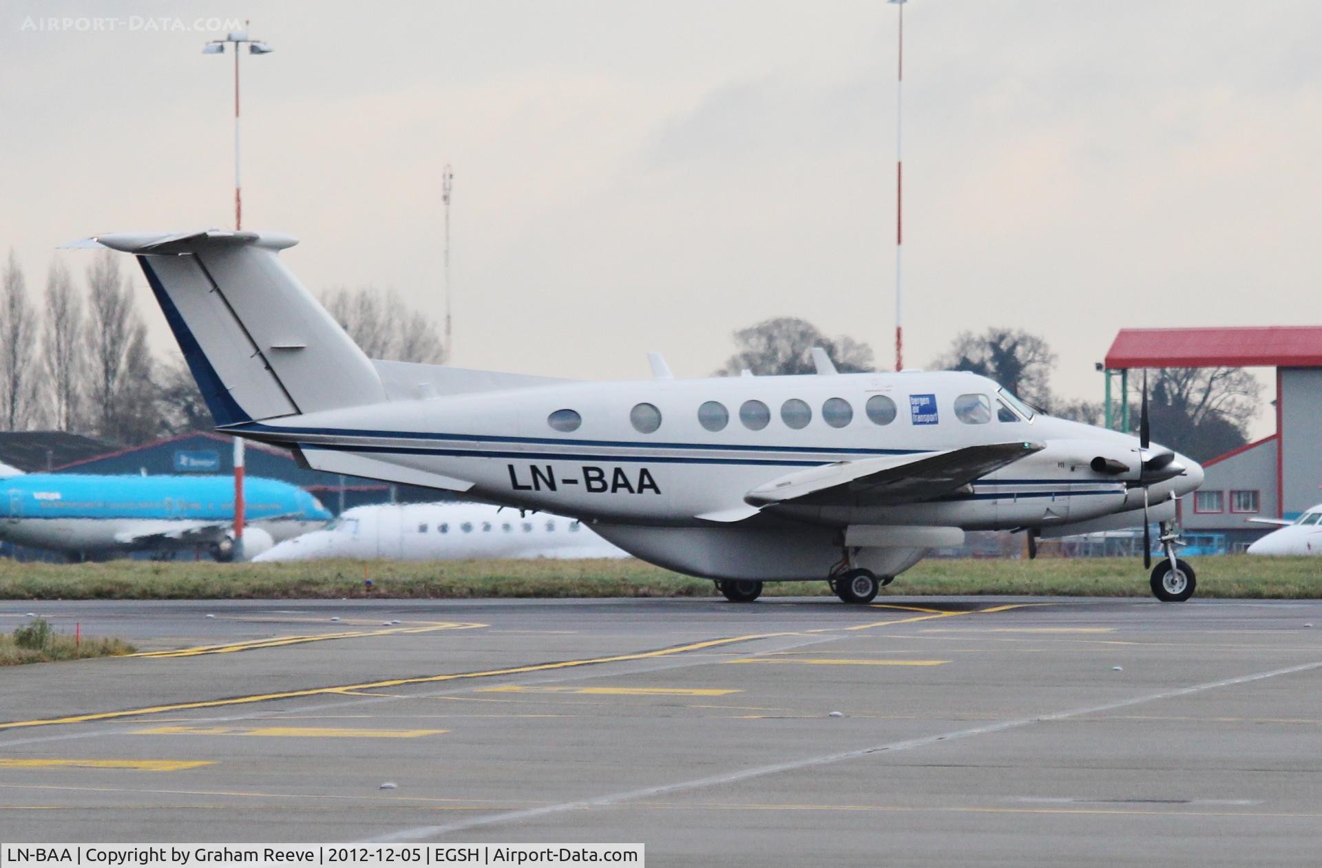 LN-BAA, 1989 Beech B200 King Air King Air C/N BB-1327, Just landed at Norwich.