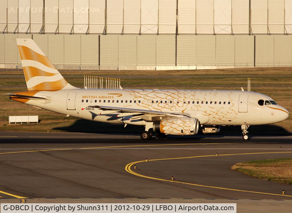 G-DBCD, 2005 Airbus A319-131 C/N 2389, Lining up rwy 14R in Dove c/s for departure...