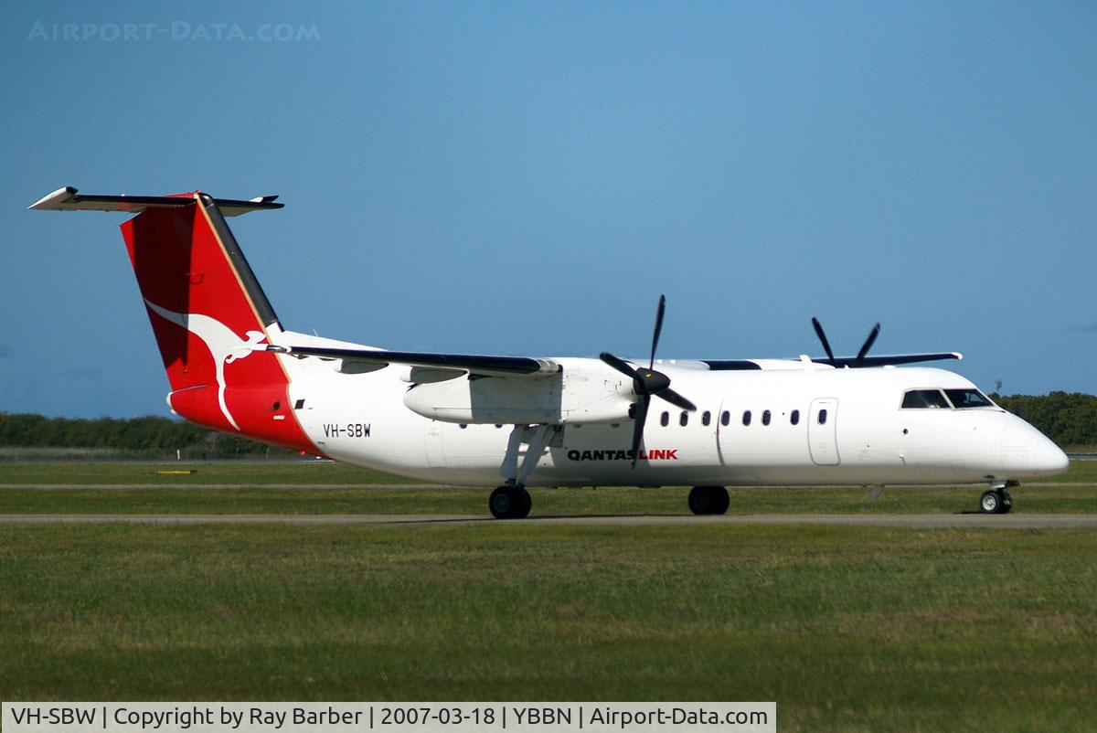 VH-SBW, 2004 De Havilland Canada DHC-8-315Q Dash 8 C/N 599, DHC-8Q-315 [599] (QANTASlink) Brisbane Int~VH 18/03/2007
