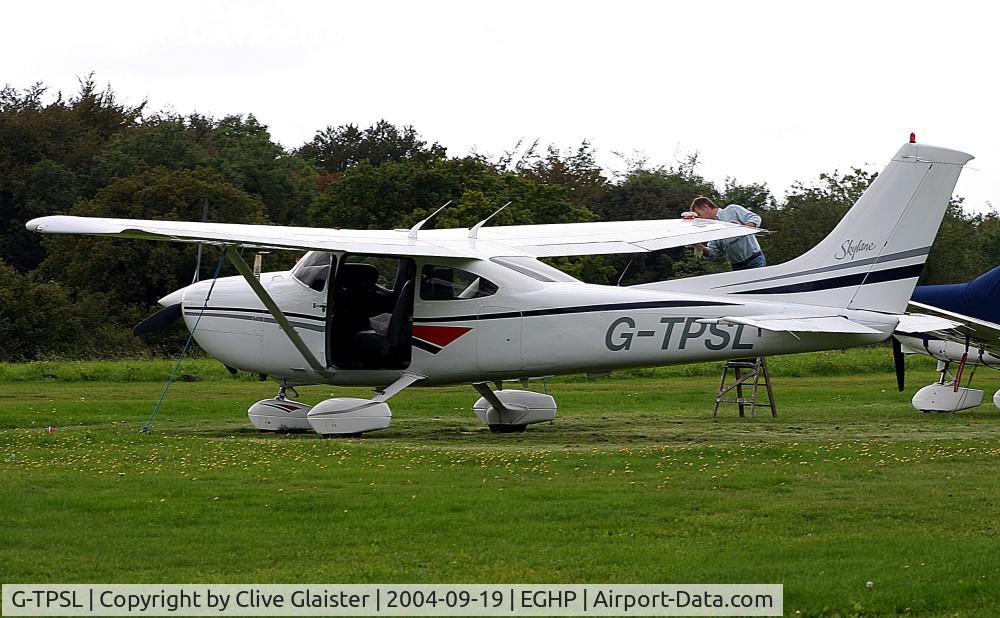 G-TPSL, 1998 Cessna 182S Skylane C/N 18280398, Ex: N23700 > G-TPSL - Originally owned to and currently in private hands since December 1998.