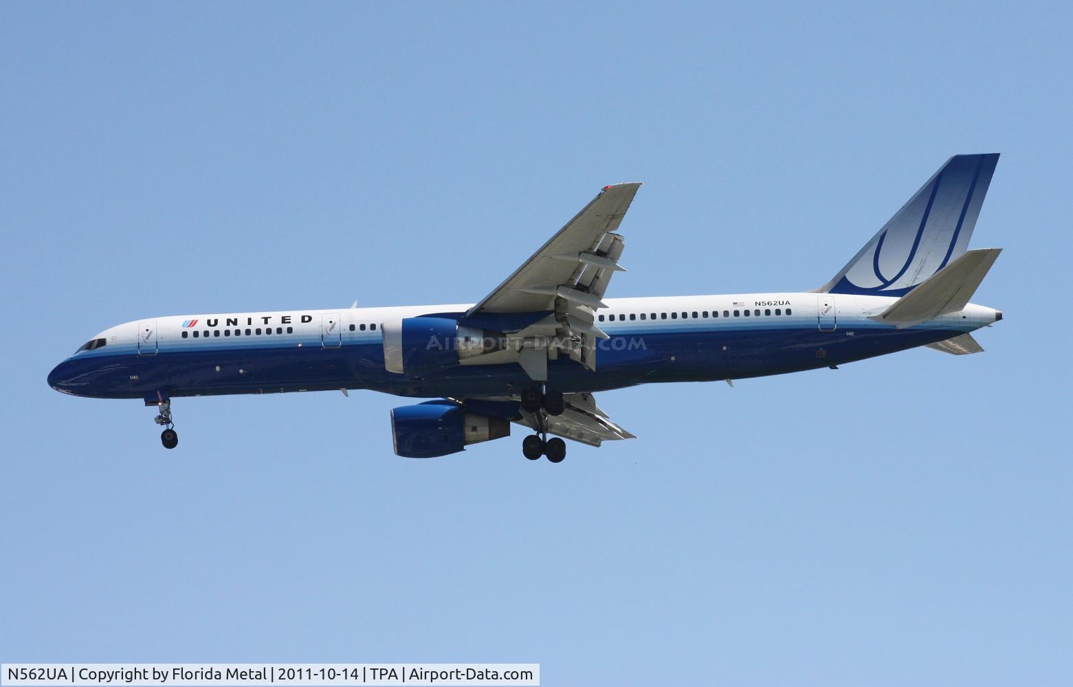 N562UA, 1992 Boeing 757-222 C/N 26664, United 757