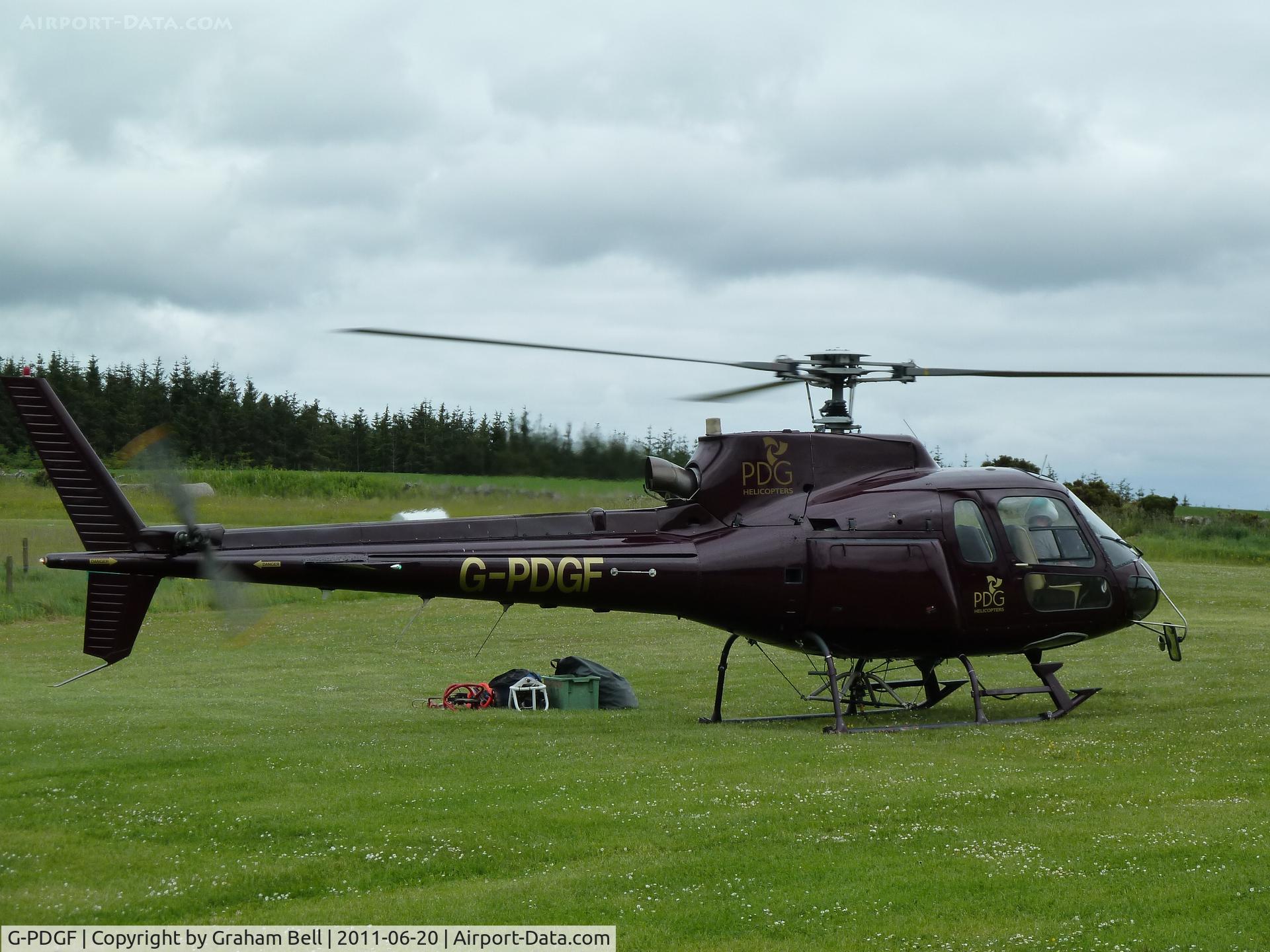 G-PDGF, 2000 Eurocopter AS-350B-2 Ecureuil Ecureuil C/N 9024, Knockbain Farm,near Dingwall,Scotland