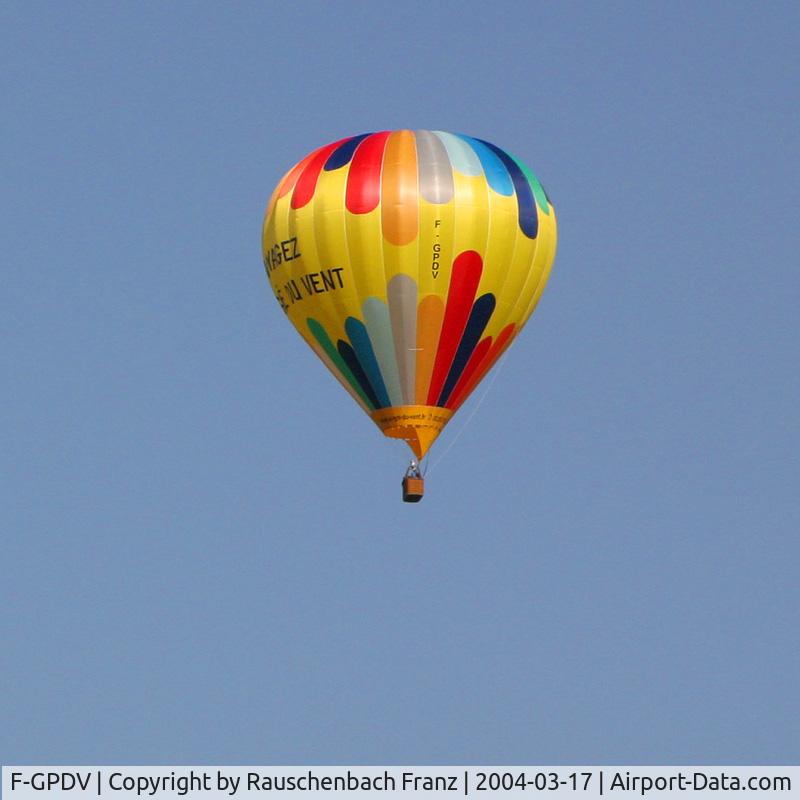F-GPDV, Kubicek BB37 C/N 276, Photographié dans les Vosges (France)
