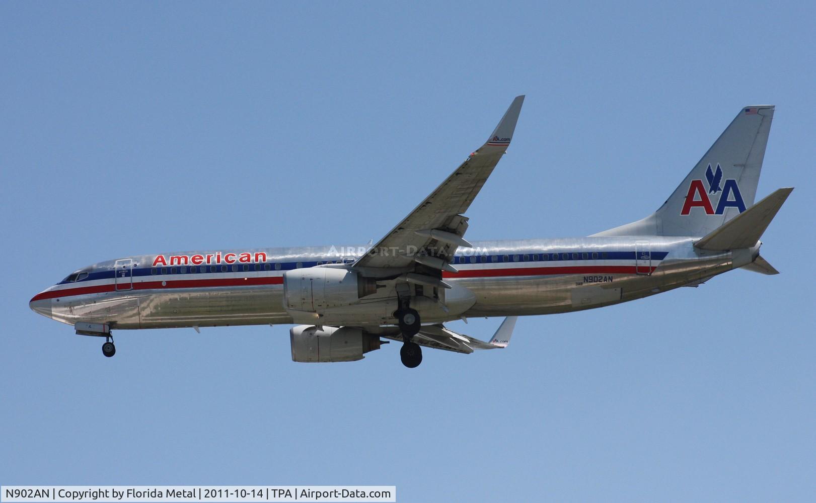 N902AN, 1999 Boeing 737-823 C/N 29504, American 737-800