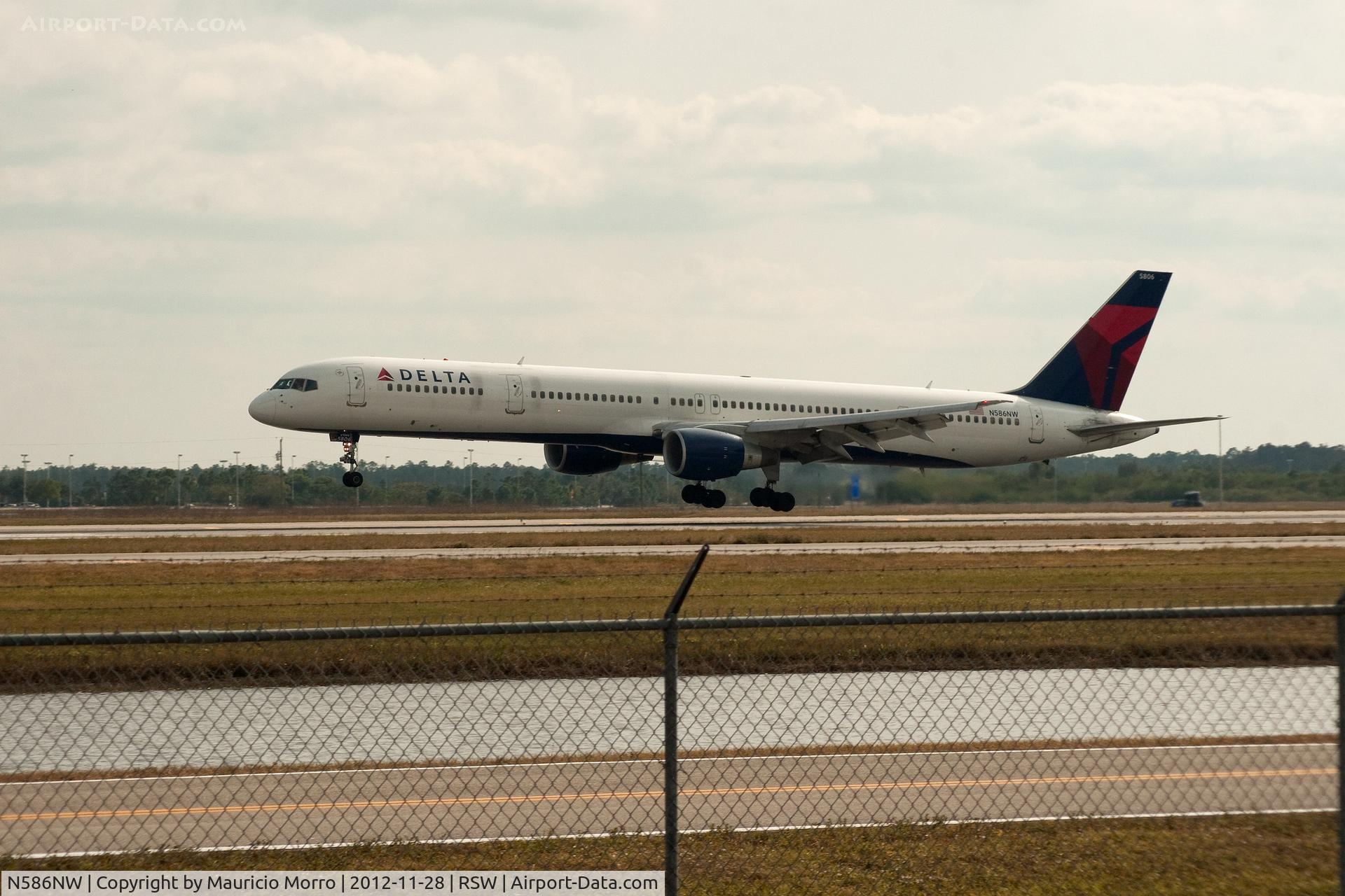 N586NW, 2002 Boeing 757-351 C/N 32987, About to touch down RWY 6