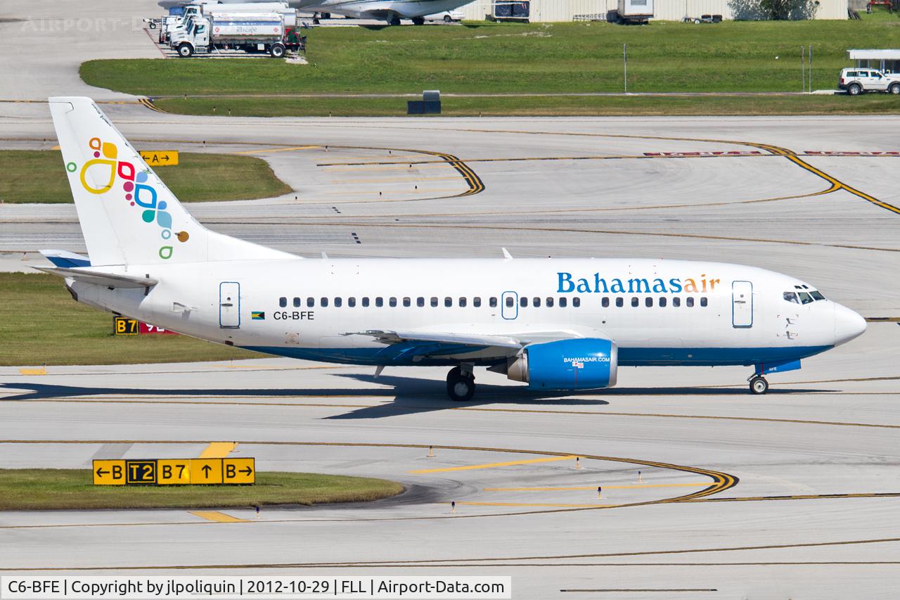 C6-BFE, 1993 Boeing 737-5H6 C/N 26450, Taxiing to runway 27R