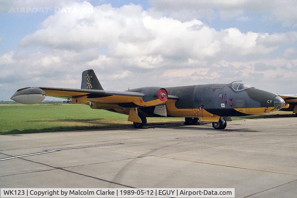 WK123, English Electric Canberra TT.18 C/N Not found WK123, English Electric Canberra TT18. From 100 Sqn, RAF Wyton, at the Canberra 40th Anniversary Celebration Photocall at RAF Wyton in 1989