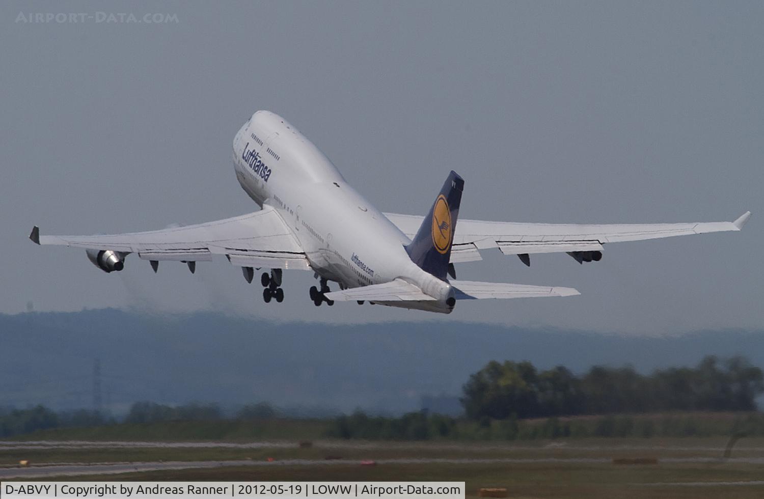 D-ABVY, 2000 Boeing 747-430 C/N 29869, Lufthansa Boeing 747