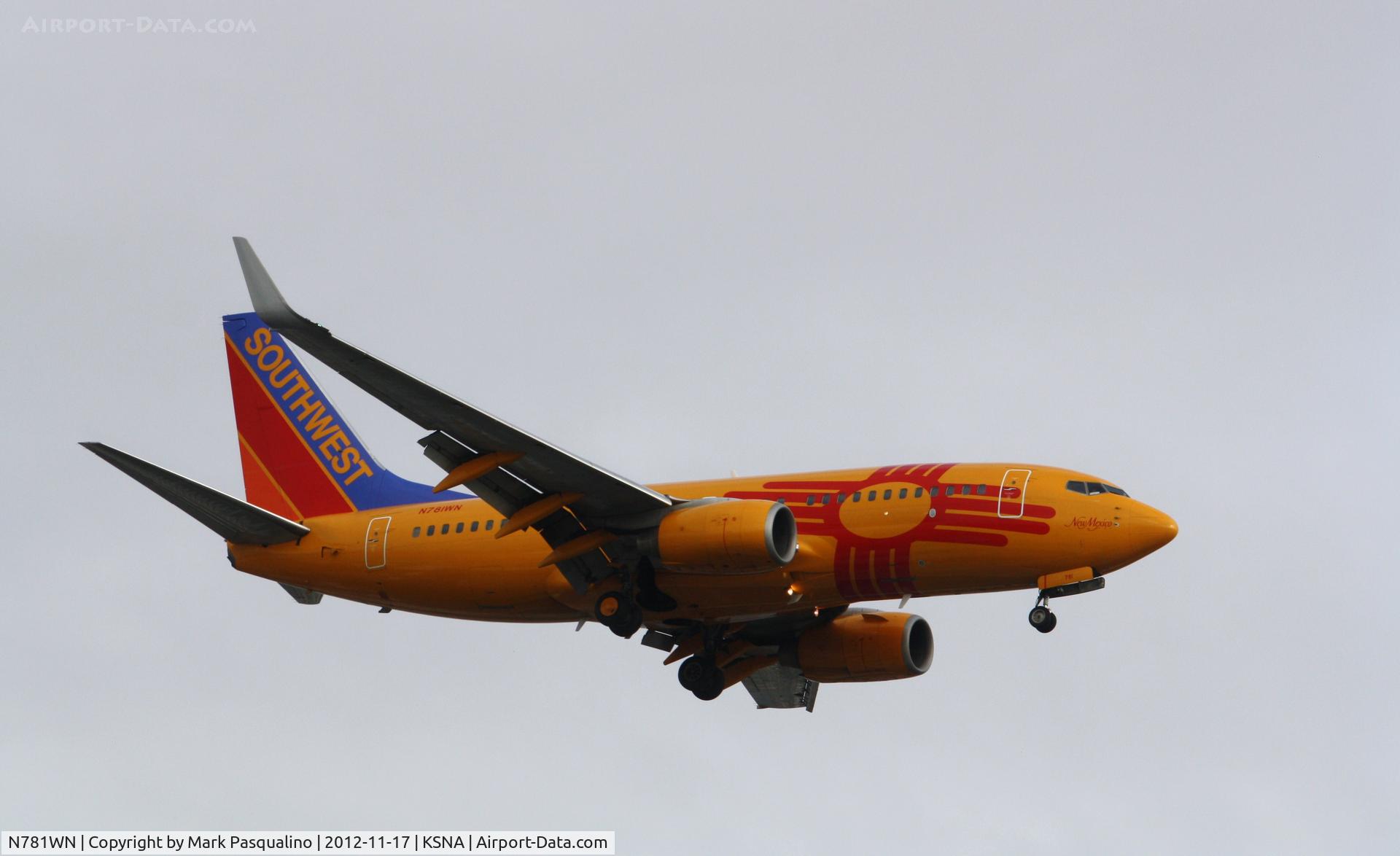 N781WN, 2000 Boeing 737-7H4 C/N 30601, Boeing 737-700
