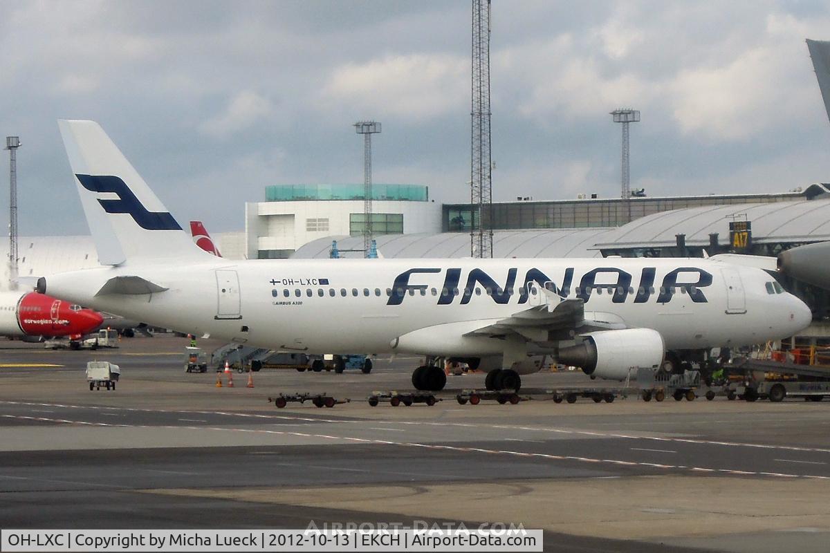 OH-LXC, 2001 Airbus A320-214 C/N 1544, At Copenhagen