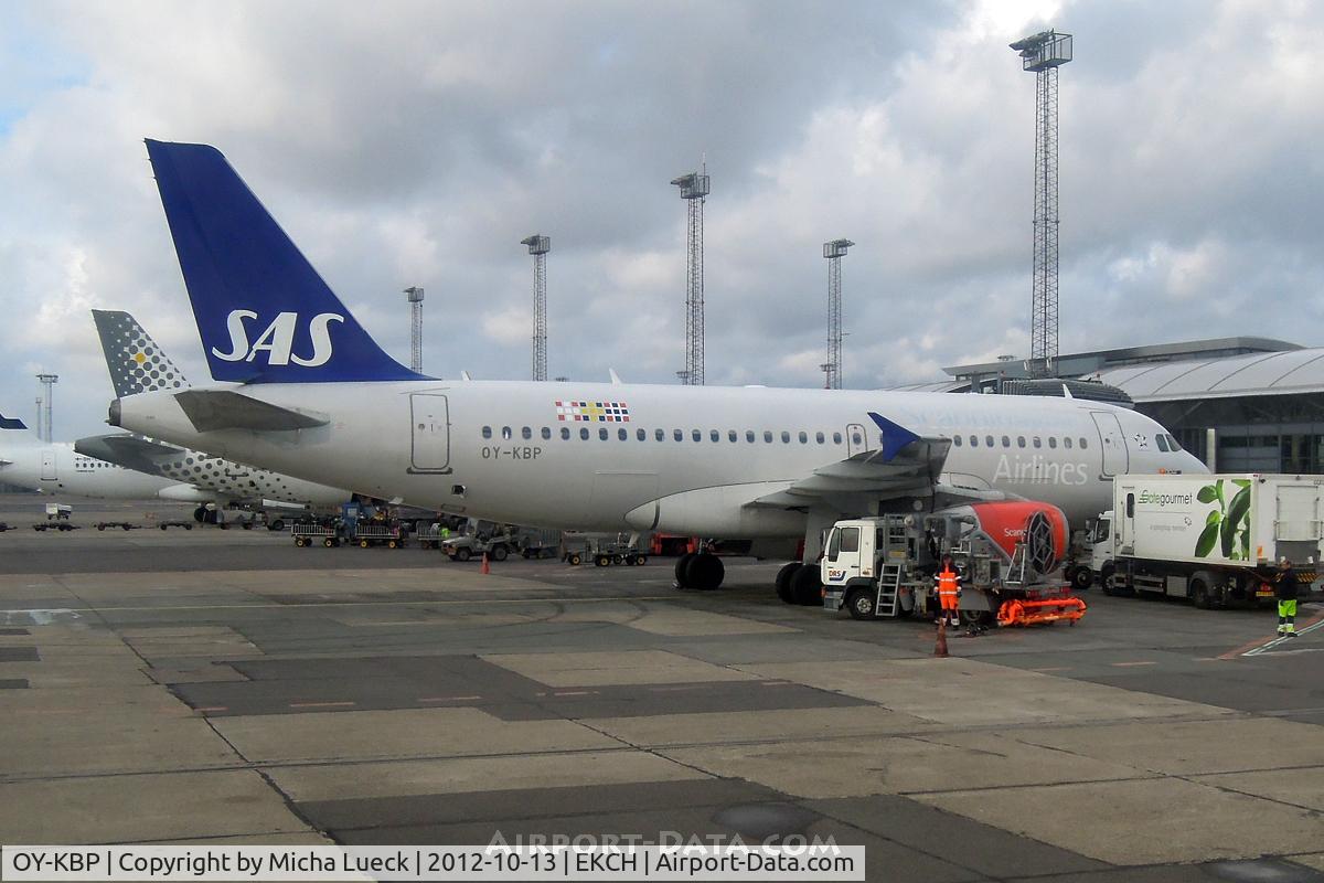 OY-KBP, 2006 Airbus A319-132 C/N 2888, At Copenhagen