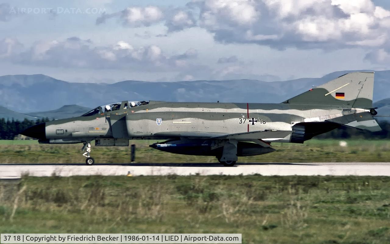37 18, 1972 McDonnell Douglas F-4F Phantom II C/N 4392, decelerating after touchdown