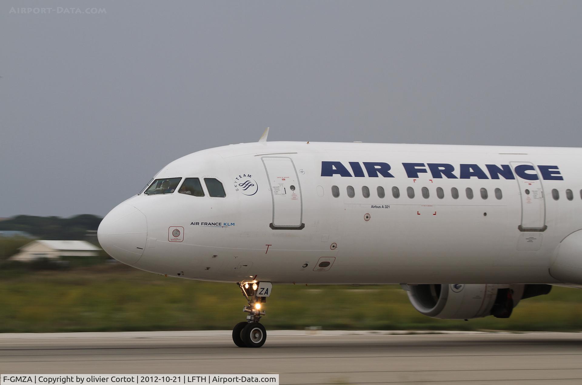 F-GMZA, 1994 Airbus A321-111 C/N 498, few seconds after landing...