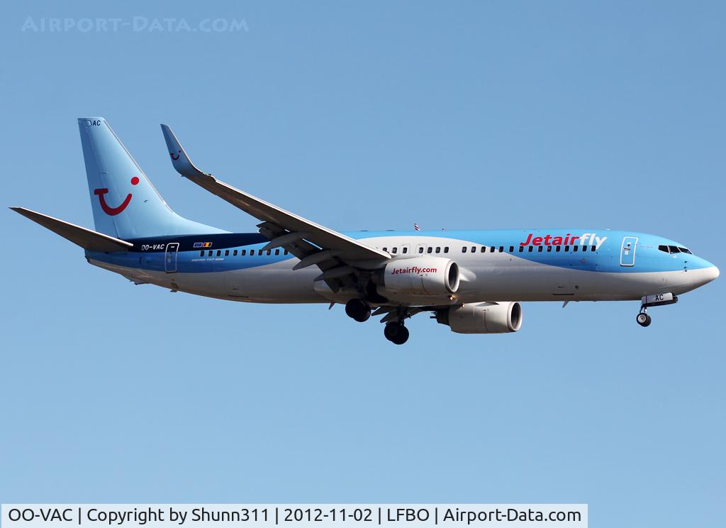 OO-VAC, 2003 Boeing 737-8BK C/N 33014, Landing rwy 14R in new TUI c/s