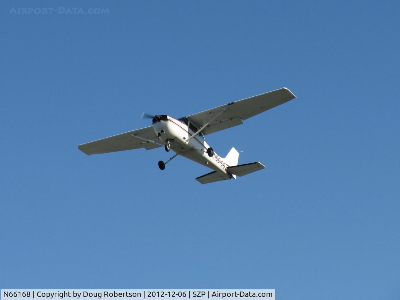N66168, 1983 Cessna 172P C/N 17275974, 1983 Cessna 172P SKYHAWK II, Lycoming O-320-D2J 160 Hp, touch and go takeoff climb Rwy 22