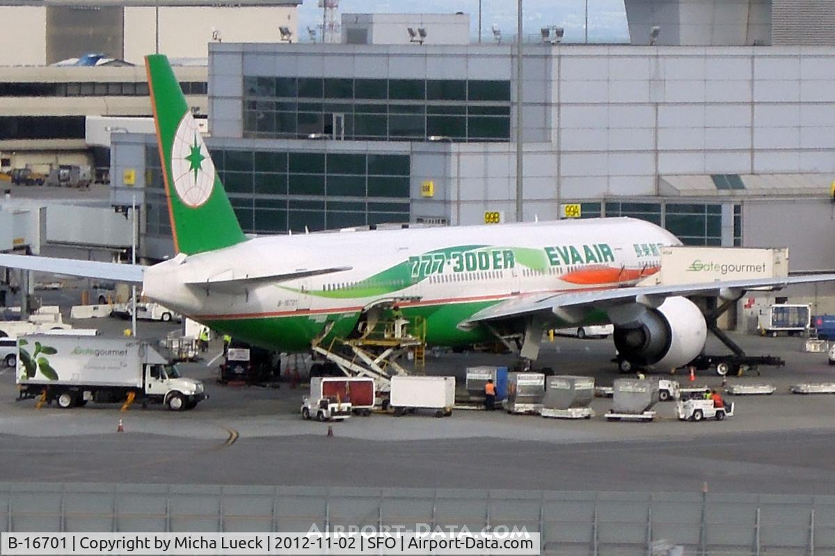 B-16701, 2005 Boeing 777-35E/ER C/N 32639, At San Francisco