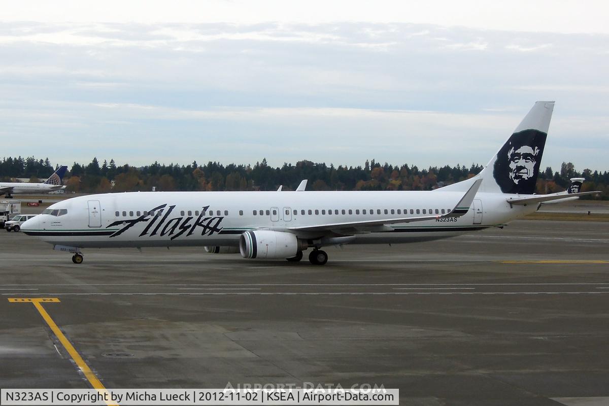 N323AS, 2004 Boeing 737-990 C/N 30021, At Seattle
