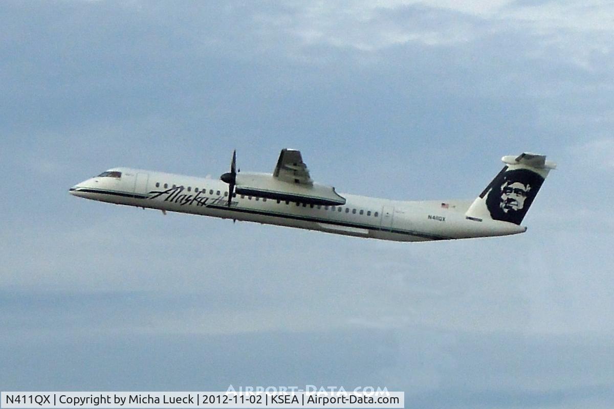 N411QX, 2001 Bombardier DHC-8-402 Dash 8 C/N 4055, At Seattle