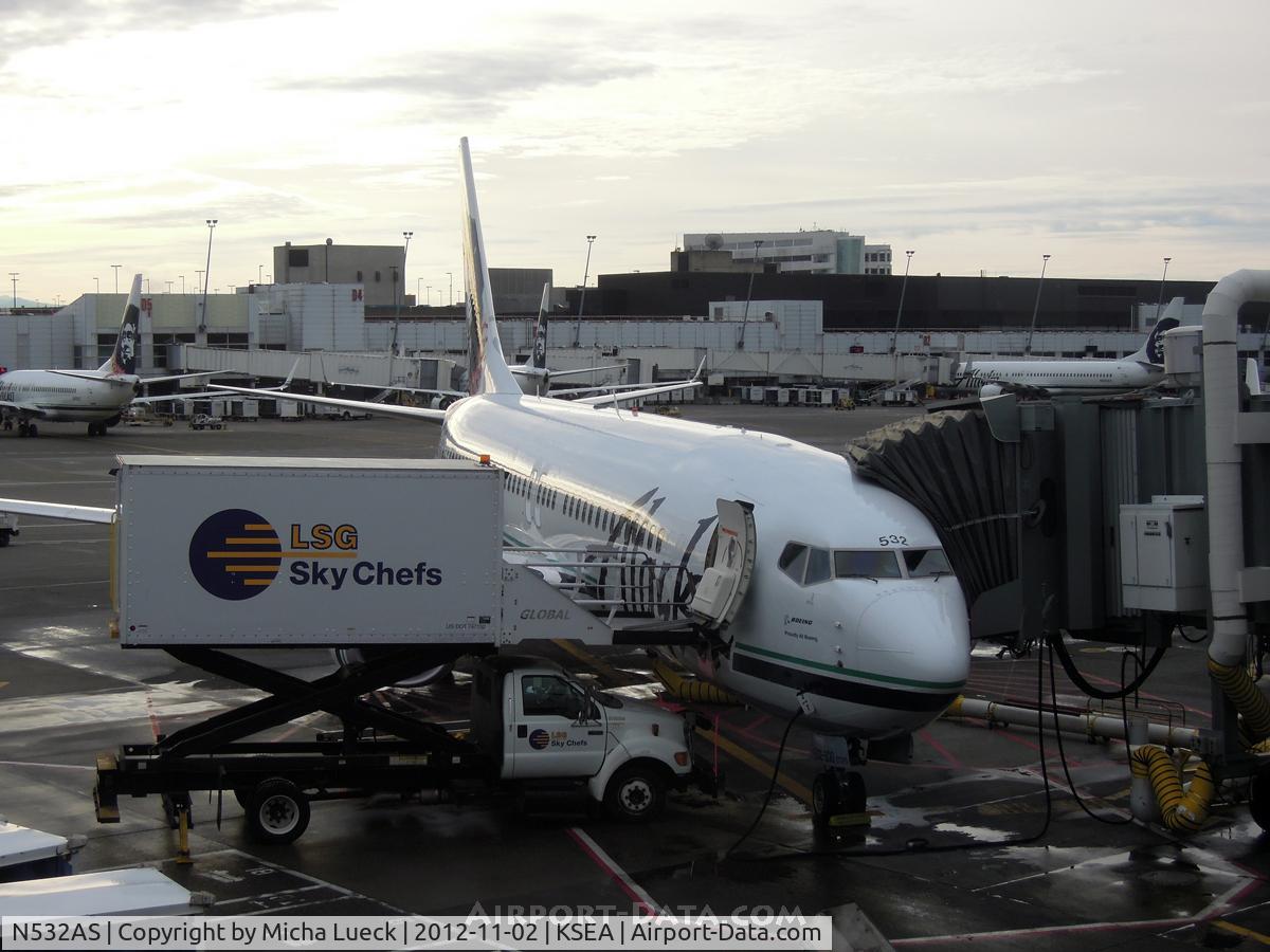N532AS, 2010 Boeing 737-890 C/N 36346, At Seattle