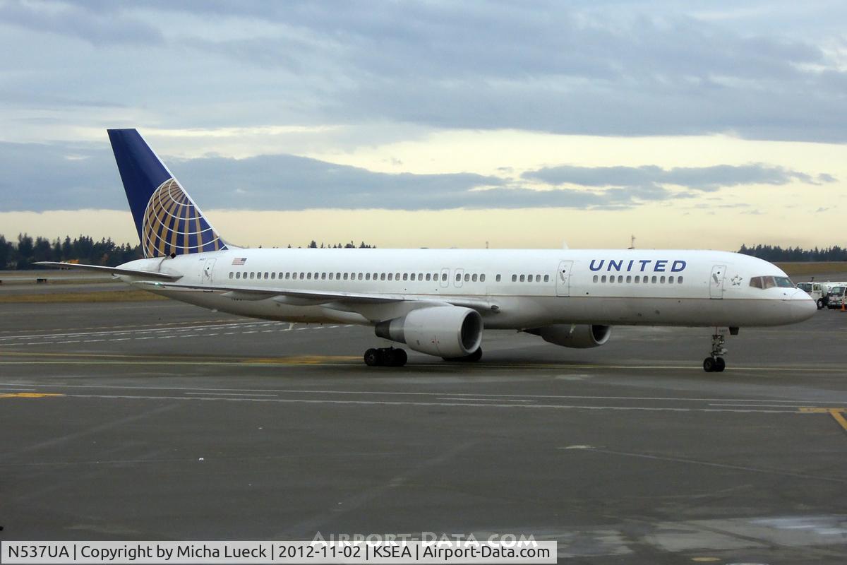 N537UA, 1991 Boeing 757-222 C/N 25157, At Seattle