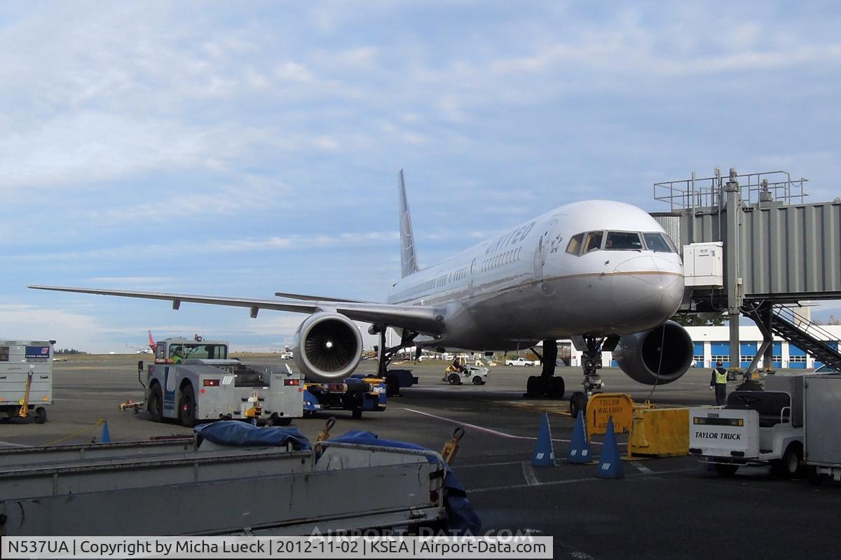 N537UA, 1991 Boeing 757-222 C/N 25157, At Seattle