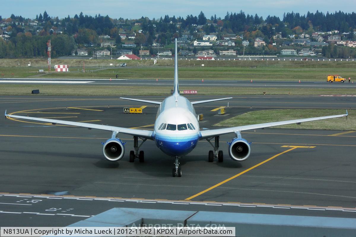 N813UA, 1998 Airbus A319-131 C/N 858, At Portland, OR