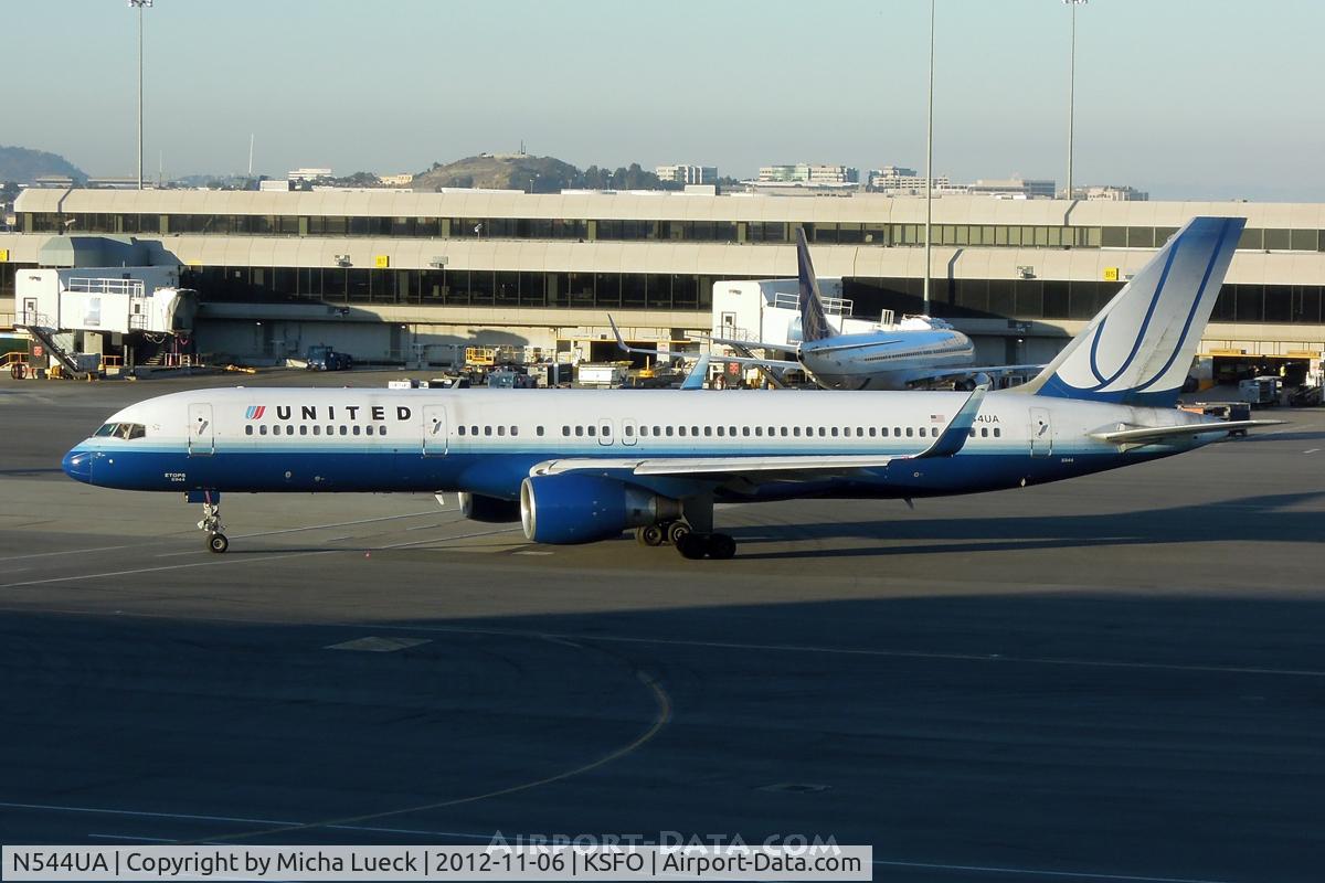 N544UA, 1991 Boeing 757-222 C/N 25322, At San Francisco
