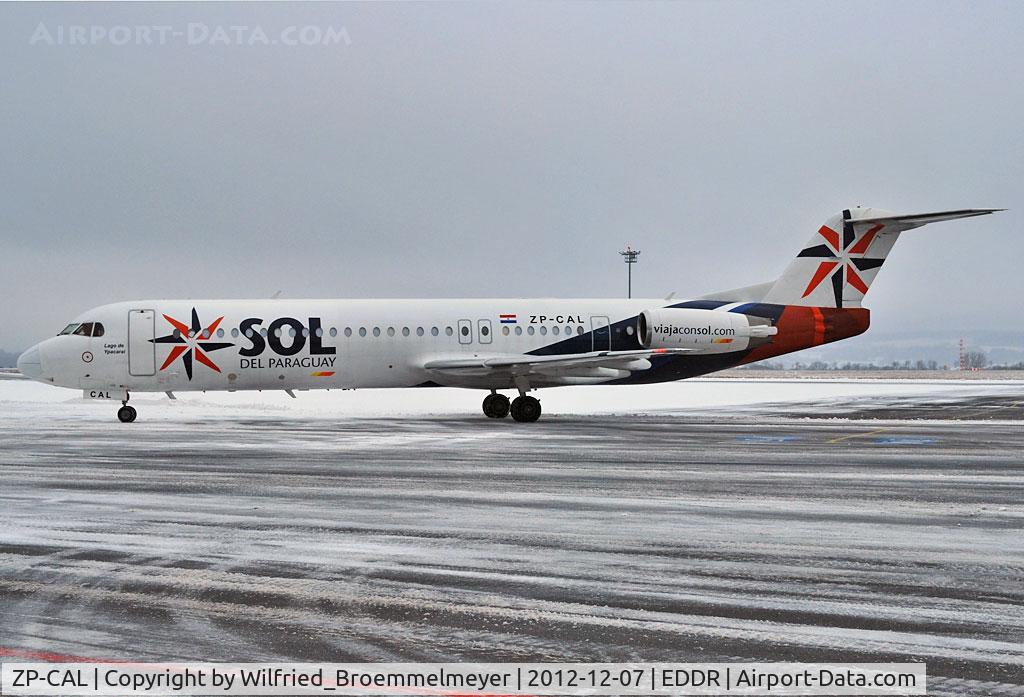 ZP-CAL, 1991 Fokker 100 (F-28-0100) C/N 11341, Just arrived from Maastricht (EHBK/MST).
Aircraft was returned to Mass Lease B.V.
It came to OLT Express Technics for some Maintenance work. The registration was cancelled a short time after this photo was made. New registration will be PH-LNH.