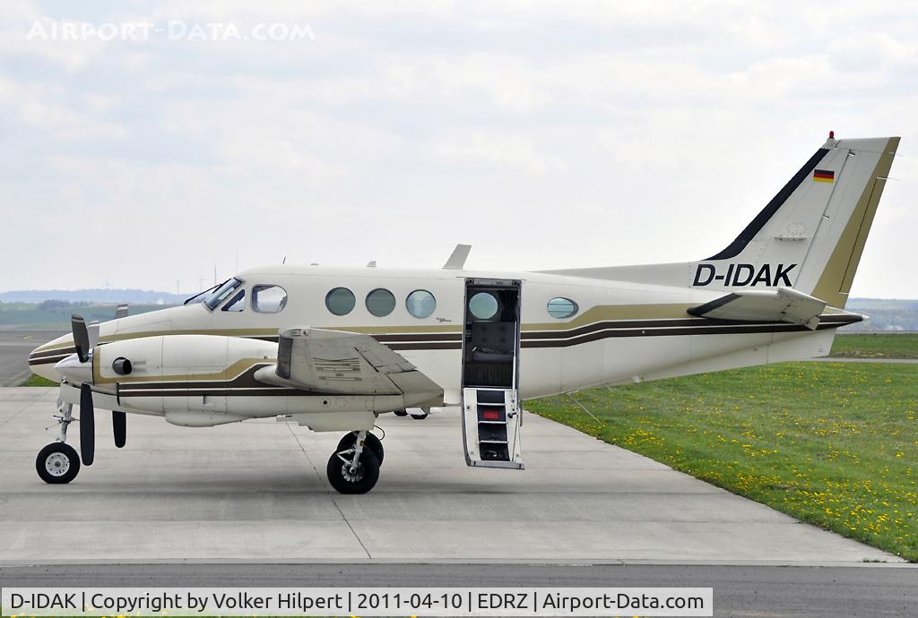 D-IDAK, Beech C90 King Air C/N LJ-647, at zqw