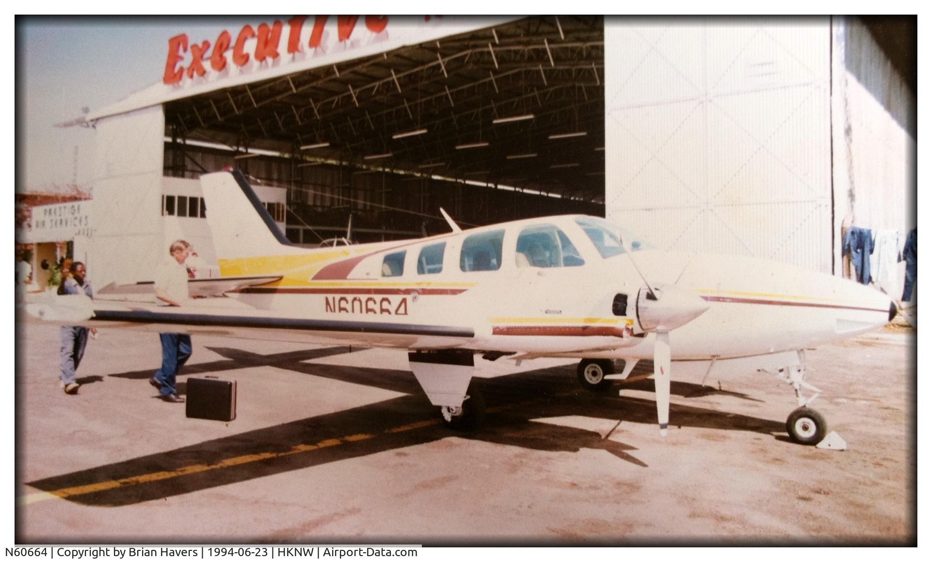 N60664, Beech 58 Baron C/N TH1087, Taken at Wilson Airfield, Nairobi, Kenya